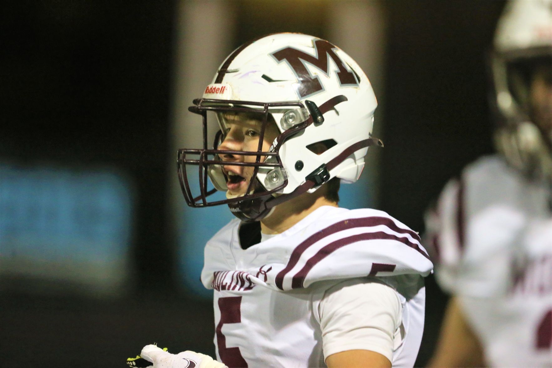 110521-qc-spt-moline fball37.jpg